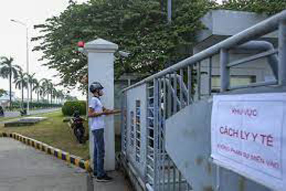 Hà Nội: Nam bảo vệ không khai báo y tế, lây lan COVID-19 sang 3 F1