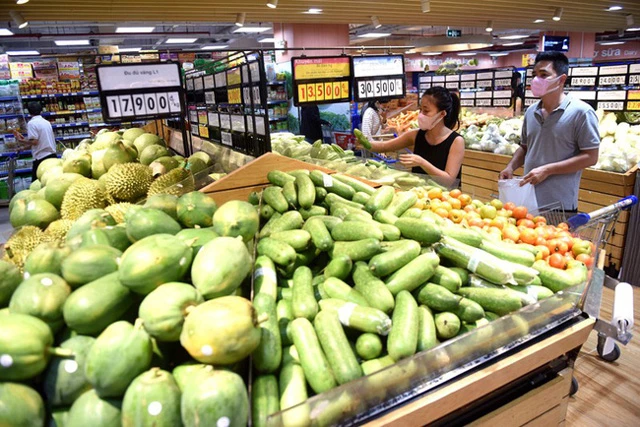 Tại các chuỗi siêu thị lớn, nguồn hàng dự trữ vẫn được duy trì trong giai đoạn chống dịch.