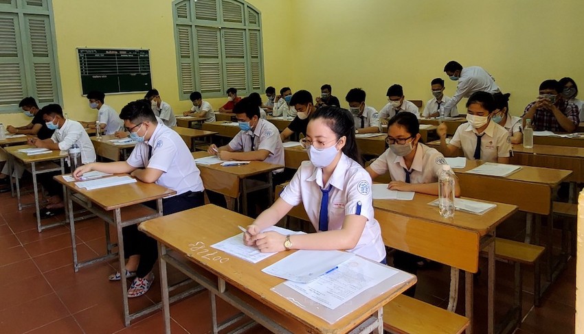 An Giang: Một thí sinh nhập viện sau 30 phút làm bài môn thi Ngữ Văn