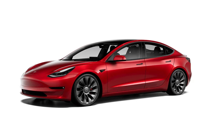 2. Tesla Model 3 2021 (giá khởi điểm: 39.990 USD).