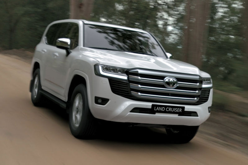 Toyota Land Cruiser thế hệ mới ra mắt tại Việt Nam, giá từ 4,060 tỷ đồng