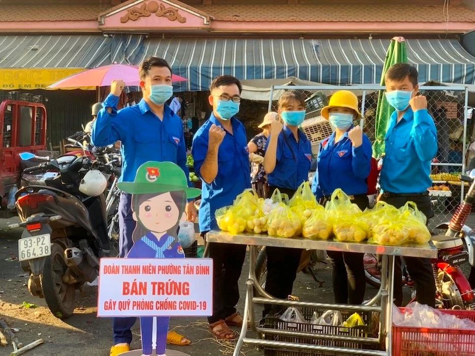 Ý tưởng bán trứng gà sạch của Đoàn phường Tân Bình đã góp chút ít cho nguồn quỹ để phòng chống dịch