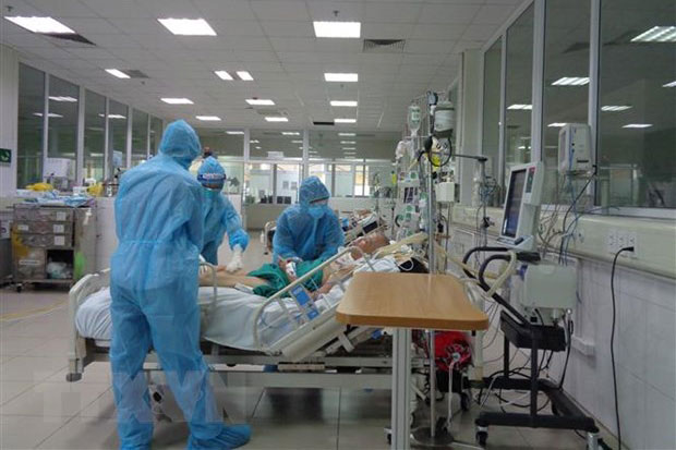 Các cơn cảm lạnh thông thường có thể giúp cơ thể nâng cao sức đề kháng trước virus SARS-CoV-2