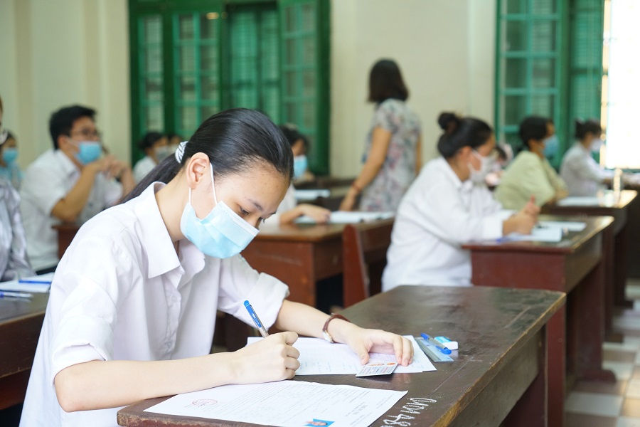 Công an vào cuộc vụ đề toán THPT 2021 bị “lọt” ra ngoài
