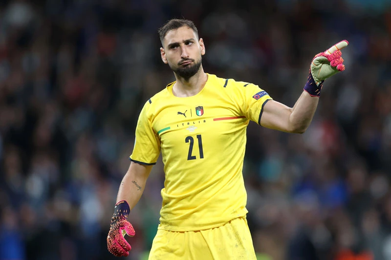 Thủ môn: Gianluigi Donnarumma (Italia).