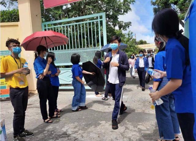 Nestl&#xE9; Vi&#x1EC7;t Nam v&#xE0; La Vie ti&#x1EBF;p s&#x1EE9;c s&#x129; t&#x1EED; v&#x1B0;&#x1EE3;t v&#x169; m&#xF4;n