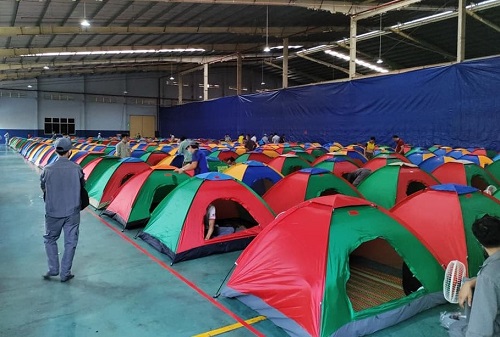 Bình Dương: Nhà máy, xí nghiệp trở thành "ngôi nhà thứ 2" của công nhân giữa đại dịch