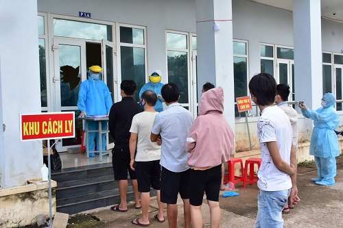 Thừa Thiên Huế đón công dân đang cách ly tại Quảng Trị về địa phương