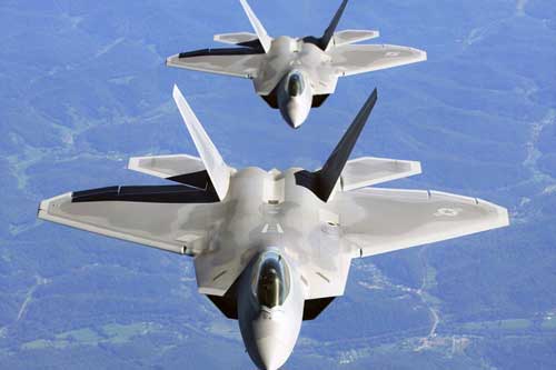 Điều gì khiến “vua bầu trời” F-22 Raptor bị thất sủng?