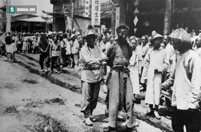 Phạm nhân cuối cùng bị xử lăng trì trong lịch sử Trung Quốc: Cướp tiền của triều đình, đòi hiếp Từ Hi Thái hậu, lĩnh 3.784 nhát dao - Ảnh 4.