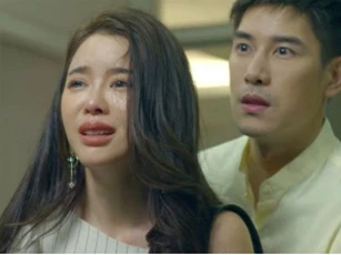 Bất ngờ thấy bạn trai ghì chặt chị dâu tương lai trong phòng bếp, tôi choáng váng phát hiện ra một sự thật đau như cắt