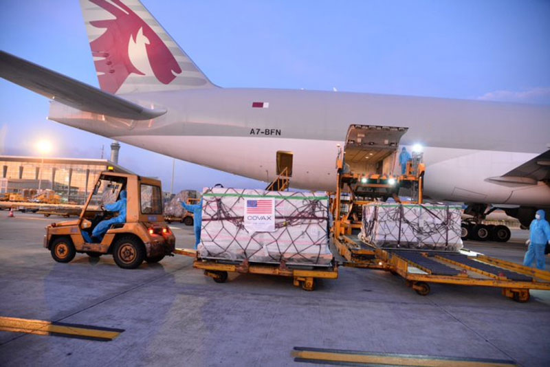 Bộ Y tế chuyển khẩn cấp 1 triệu liều vaccine Moderna cho TP.HCM