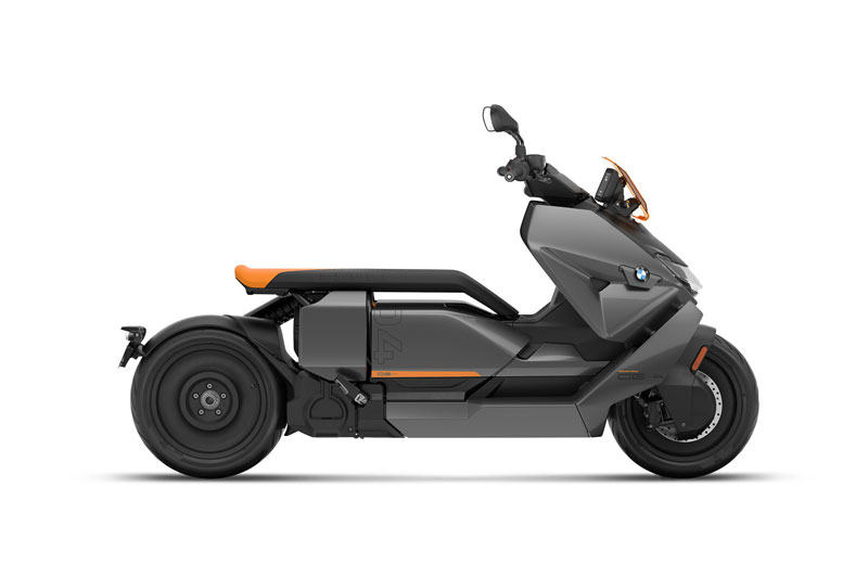 Khám phá xe máy điện BMW CE 04 2022 vừa ra mắt, giá từ 271,23 triệu đồng