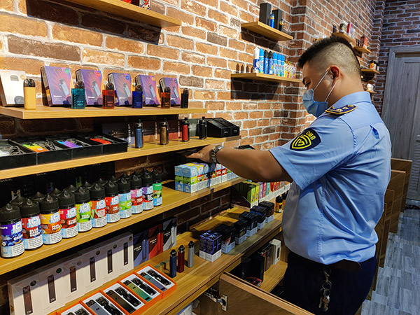 Đà Nẵng: Tạm giữ gần 1.500 sản phẩm thuốc lá điện tử không rõ nguồn gốc, xuất xứ