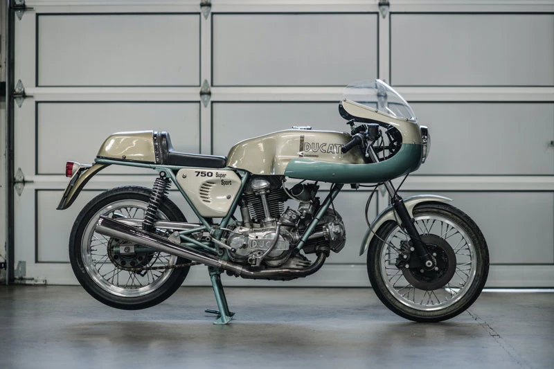 1. Ducati 750 Super Sport.