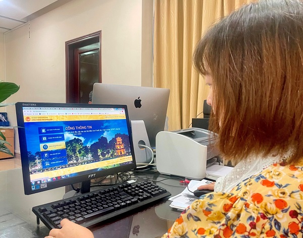 Hà Nội bắt đầu tuyển sinh đầu cấp theo hình thức trực tuyến từ 12/7