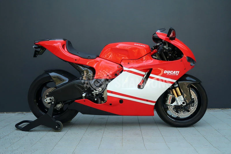 5. Ducati Desmosedici RR.