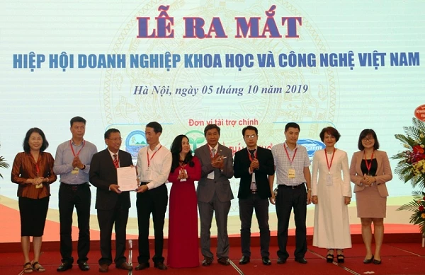Ảnh lễ ra mắt Hiệp hội doanh nghiệp Khoa học và Công nghệ Việt Nam hồi tháng 5 năm 2019. 