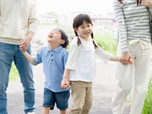 Dạy con ngoan không khó, chỉ cần ghi nhớ 6 điểm này, cha mẹ sẽ không còn lo lắng nữa