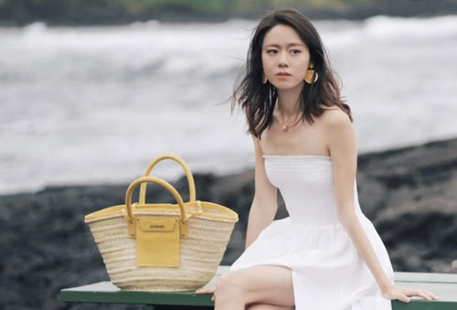 Trào lưu "nghỉ hưu non" của giới trẻ Trung Quốc: Làm việc quần quật vài năm thanh xuân và cuộc sống tự do không lo sắc mặt người đời khiến bao kẻ ao ước