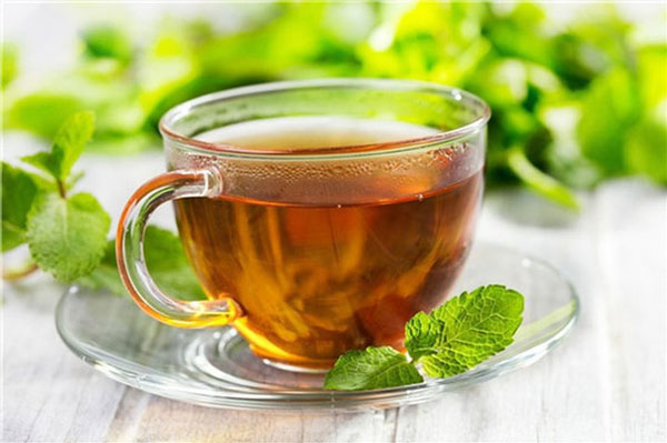 4 loại trà thảo mộc giảm đau đầu