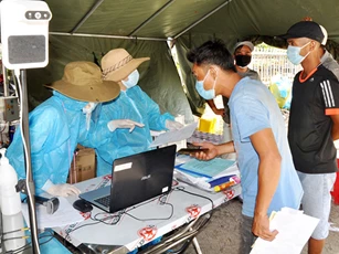 Cân nhắc test nhanh tài xế từ các địa phương đến giao hàng tại Đà Nẵng