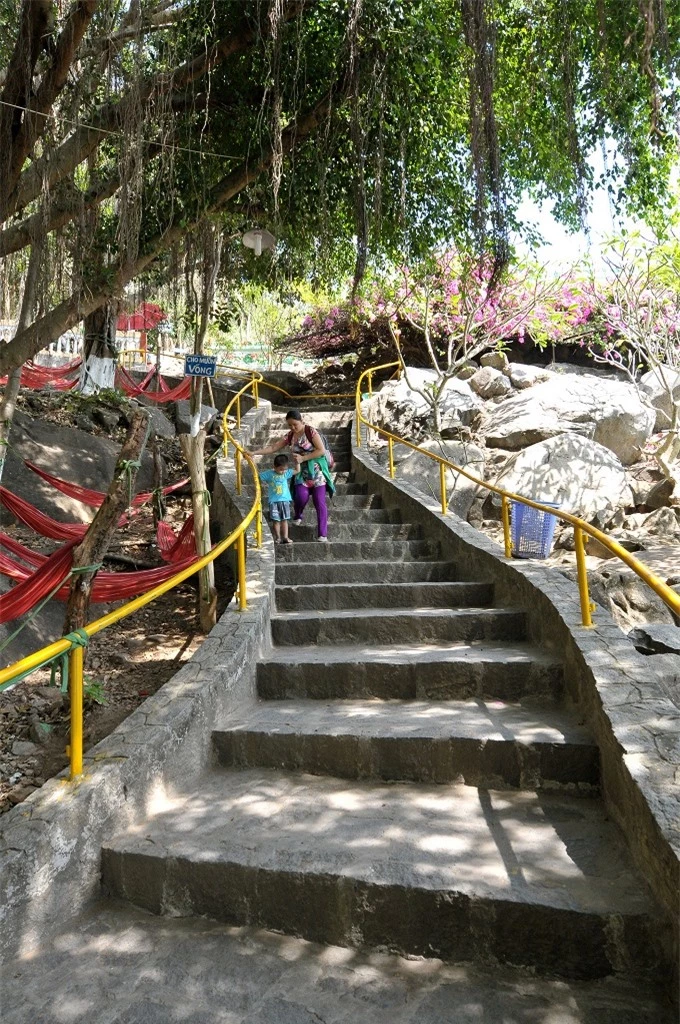 Khám phá danh thắng núi Bà Đen - Tây Ninh -0