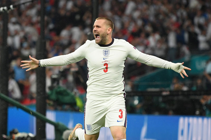 Shaw ghi bàn nhanh nhất lịch sử chung kết EURO