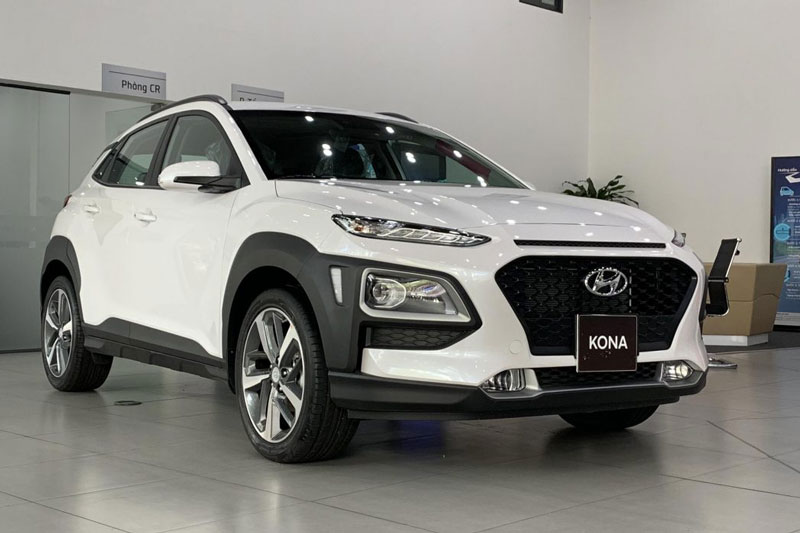 Hyundai Kona giảm giá mạnh, quyết đấu với Toyota Corolla Cross, Kia Seltos