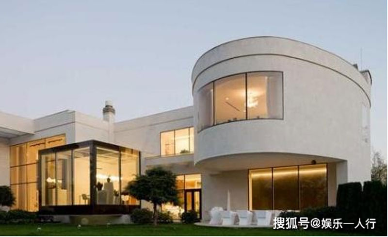 Chiêm ngưỡng biệt thự triệu đô khiến fan "choáng váng" của Địch Lệ Nhiệt Ba