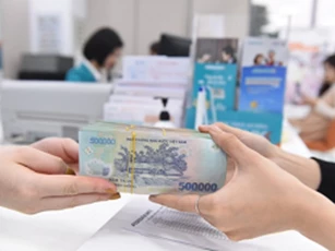 Xem xét giảm lãi suất cho vay ngay trong tháng 7