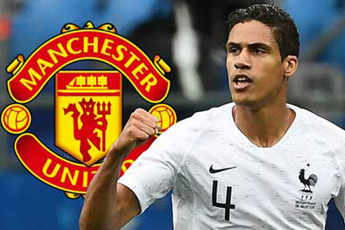 Varane sẵn sàng chờ tới mùa sau để sang MU miễn phí