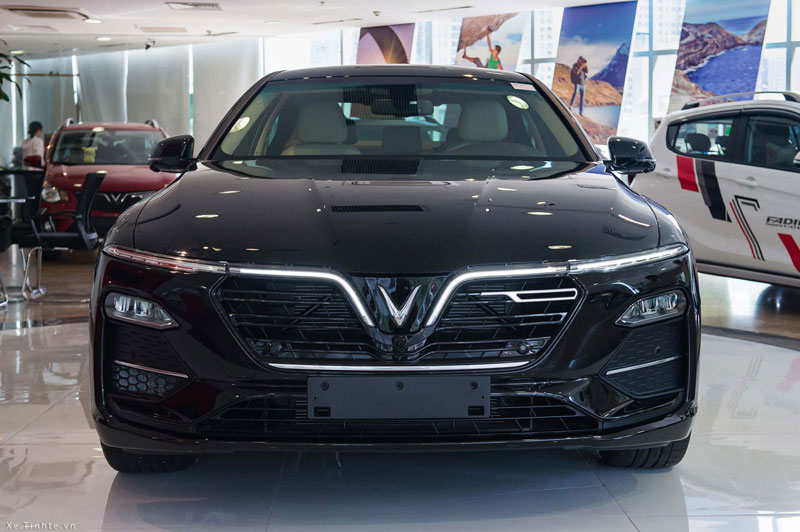 Giá lăn bánh VinFast Lux A2.0 sau khi được ưu đãi 100% lệ phí trước bạ