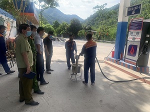 Xử phạt 4 doanh nghiệp xăng dầu kém chất lượng, có dấu hiệu gian lận thương mại