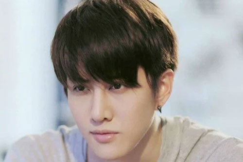 Đêm ký đơn ly hôn, nhìn tô mì nóng hổi vợ nấu cho, tôi lập tức xé đơn rồi ôm chầm lấy cô ấy