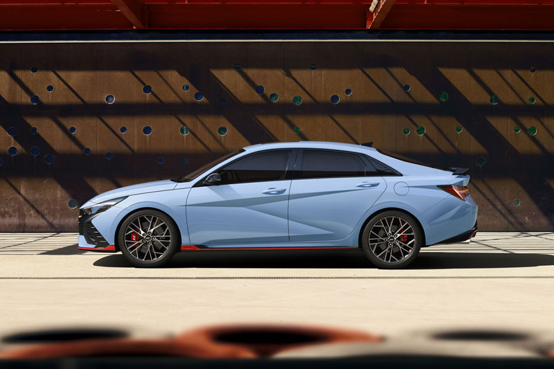 Hyundai Elantra N 2022 ra mắt: Công suất 276 mã lực, giá gần 650 triệu đồng