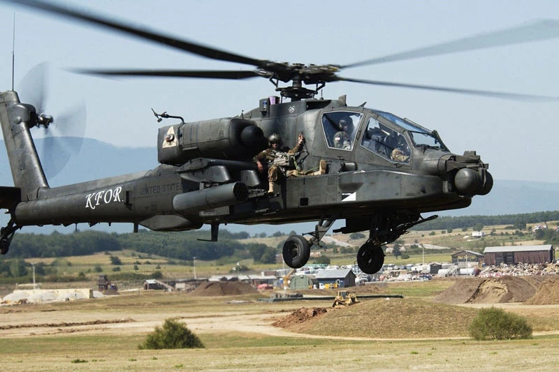 Trực thăng chiến đấu AH-64 Apache của Mỹ.