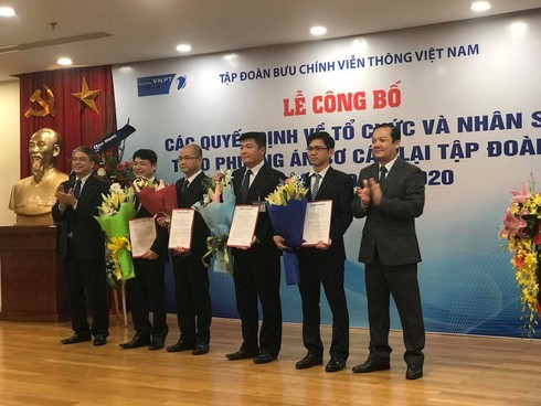 Nhiều bất cập sau 1 năm áp dụng thí điểm quy chế tiền lương đối với VNPT, VNA và VATM