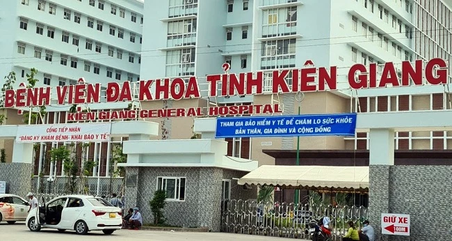 Bệnh viện Đa khoa tỉnh Kiên Giang bị phong tỏa do phát hiện nhiều ca mắc COVID-19.