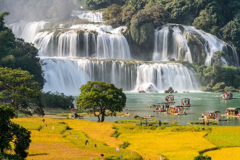 Việt Nam hiện có 3 công viên địa chất toàn cầu được UNESCO công nhận. Theo thứ tự thời gian công nhận, đó là: Công viên địa chất Cao nguyên đá Đồng Văn ở tỉnh Hà Giang (2010 - đầu tiên ở Việt Nam, thứ 2 ở Đông Nam Á), Công viên địa chất Non nước Cao Bằng ở tỉnh Cao Bằng (2018), Công viên địa chất Đắk Nông ở tỉnh Đắk Nông (2020). Ảnh: Hoàng Hải Thịnh.