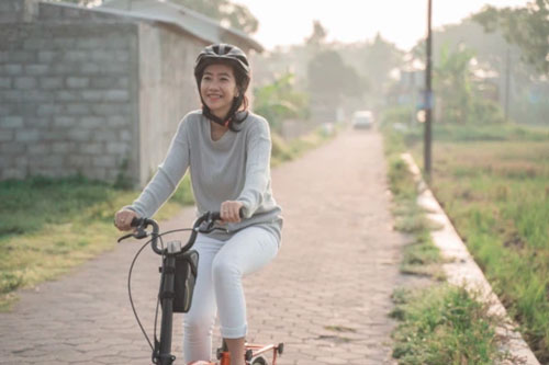 Tuyên bố nghỉ hưu sớm ở tuổi 27 với tài khoản tiết kiệm 100 triệu đồng, cô gái Hưng Yên vẫn nhận dạy tiếng Trung online?