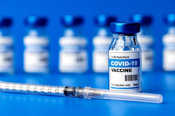 Những tác dụng phụ thường gặp và hiếm gặp sau khi tiêm vaccine COVID-19