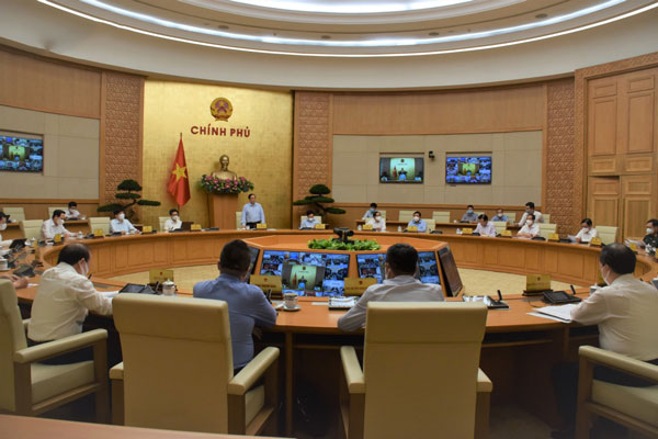 Thủ tướng Chính phủ triệu tập Hội nghị trực tuyến với 27 tỉnh, thành phố phía Nam về phòng chống COVID-19