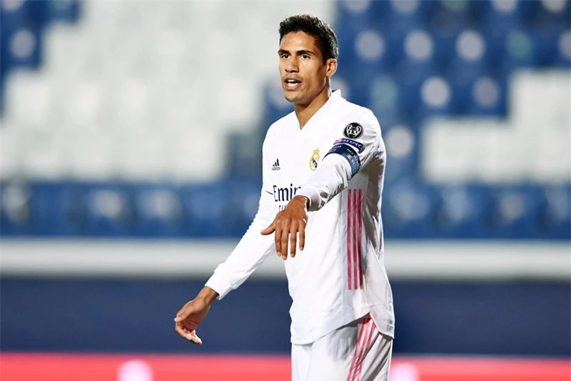 MU đang tiến rất gần tới Varane