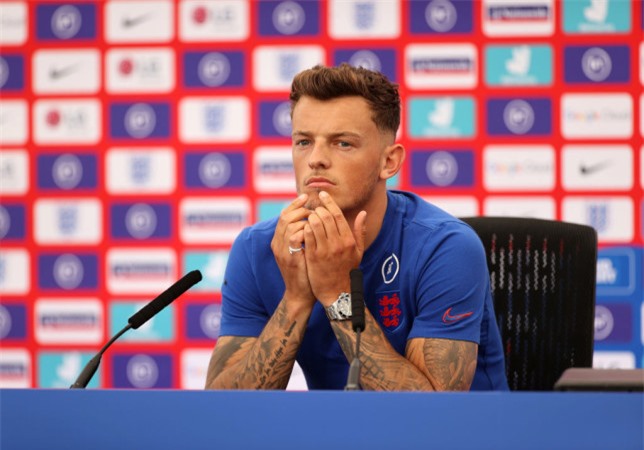 Arsenal cực kết Ben White