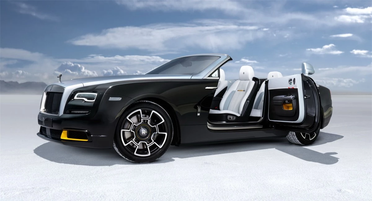 Rolls Royce Wraith và Dawn Black Badge Landspeed Collection