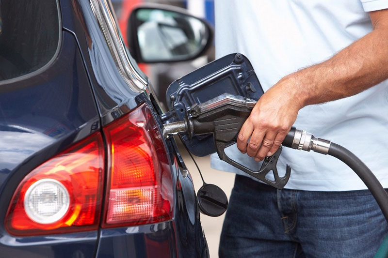 Ôtô hao xăng bất thường, nguyên nhân do đâu?