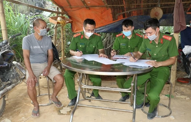 ông Bảy chủ cơ sở khai thác đá trái phép