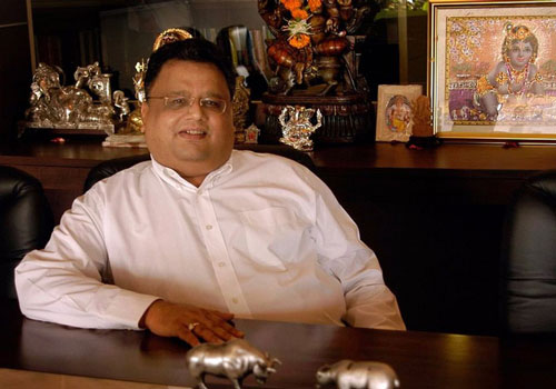 Từ vốn liếng 67 đô cho đến khối tài sản 4,6 tỷ USD hoàn toàn nhờ vào chứng khoán, "Warren Buffett của Ấn Độ" nhấn mạnh: Đừng bao giờ chọn ngắn hạn!