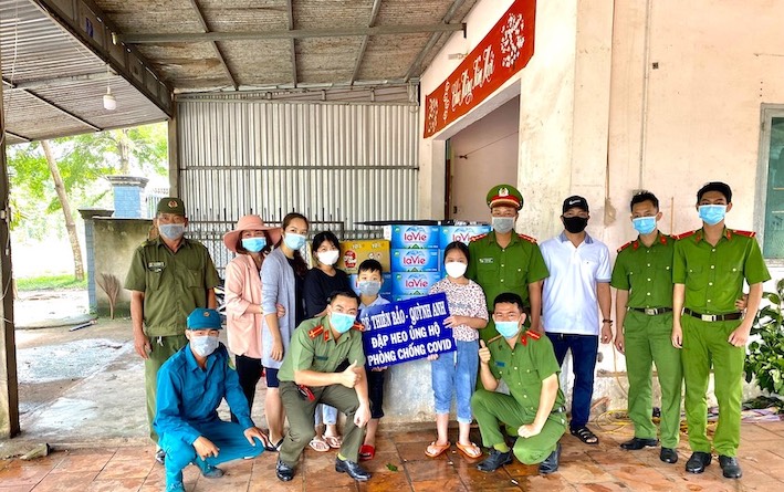 Bình Phước: 3 thiếu nhi quyết định đập heo đất lấy tiền tiết kiệm mua quà gửi tuyến đầu chống dịch